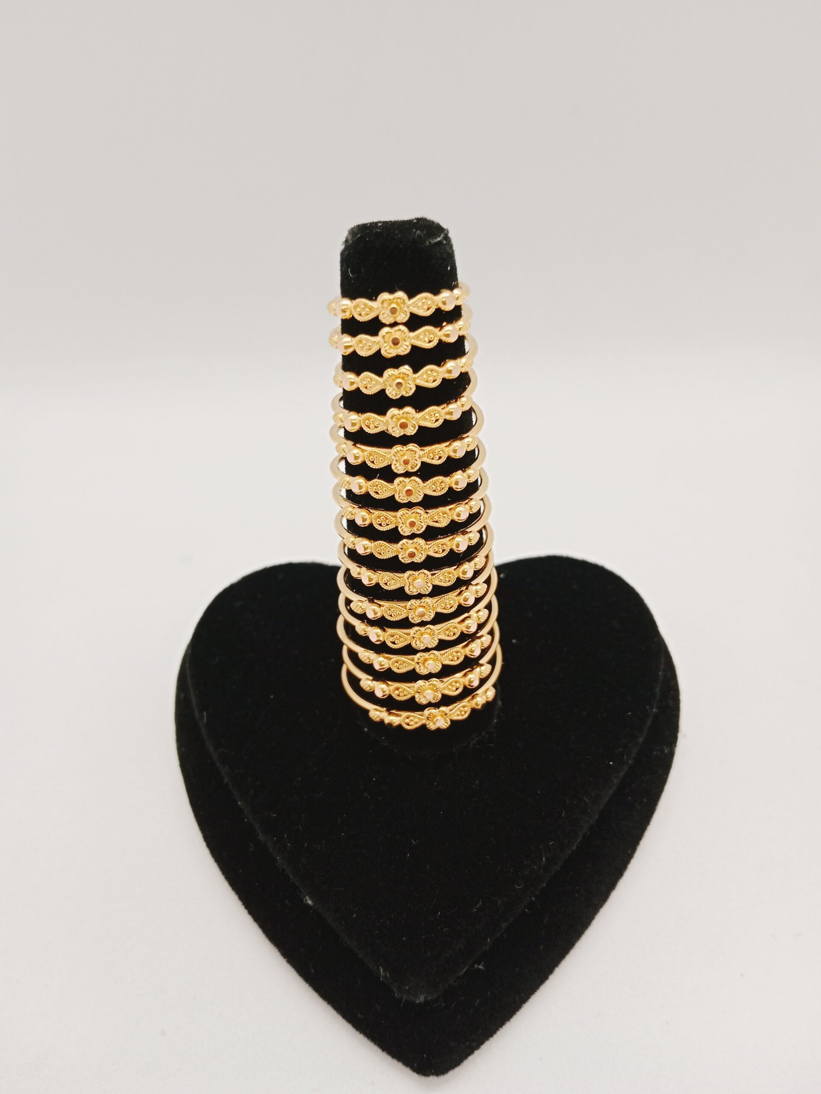 IMG_20240131_155945.jpg Studs - Image 1