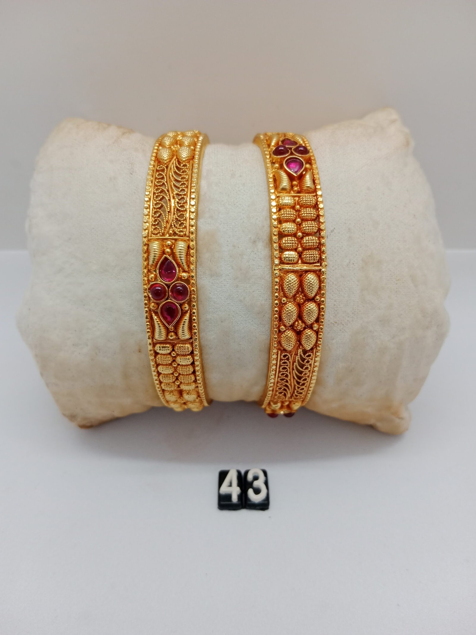 IMG_20240502_1329039ca01b49058b4909.jpg Silver - Image 1