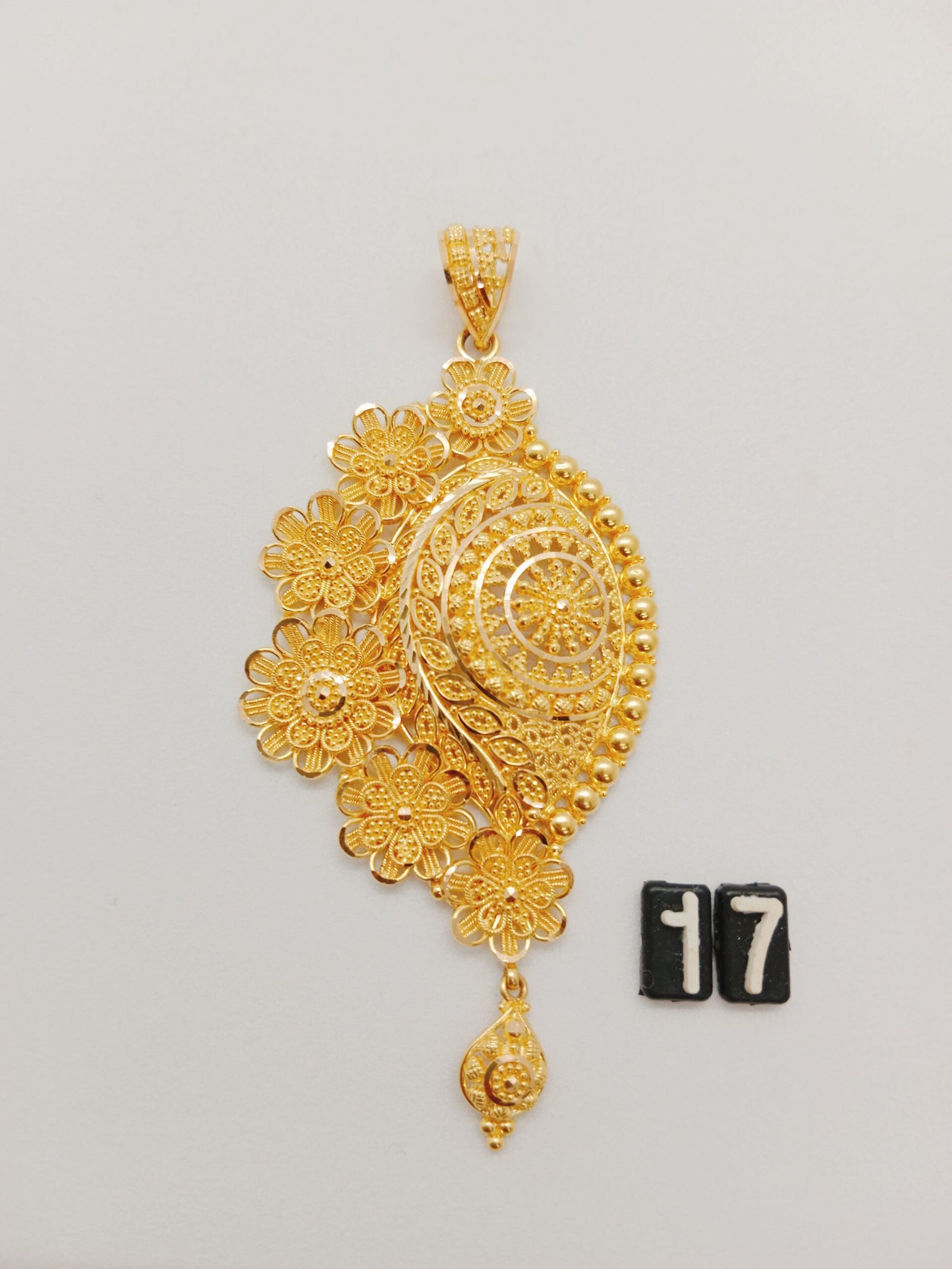 IMG_20240510_172107.jpg Pendant - Image 1